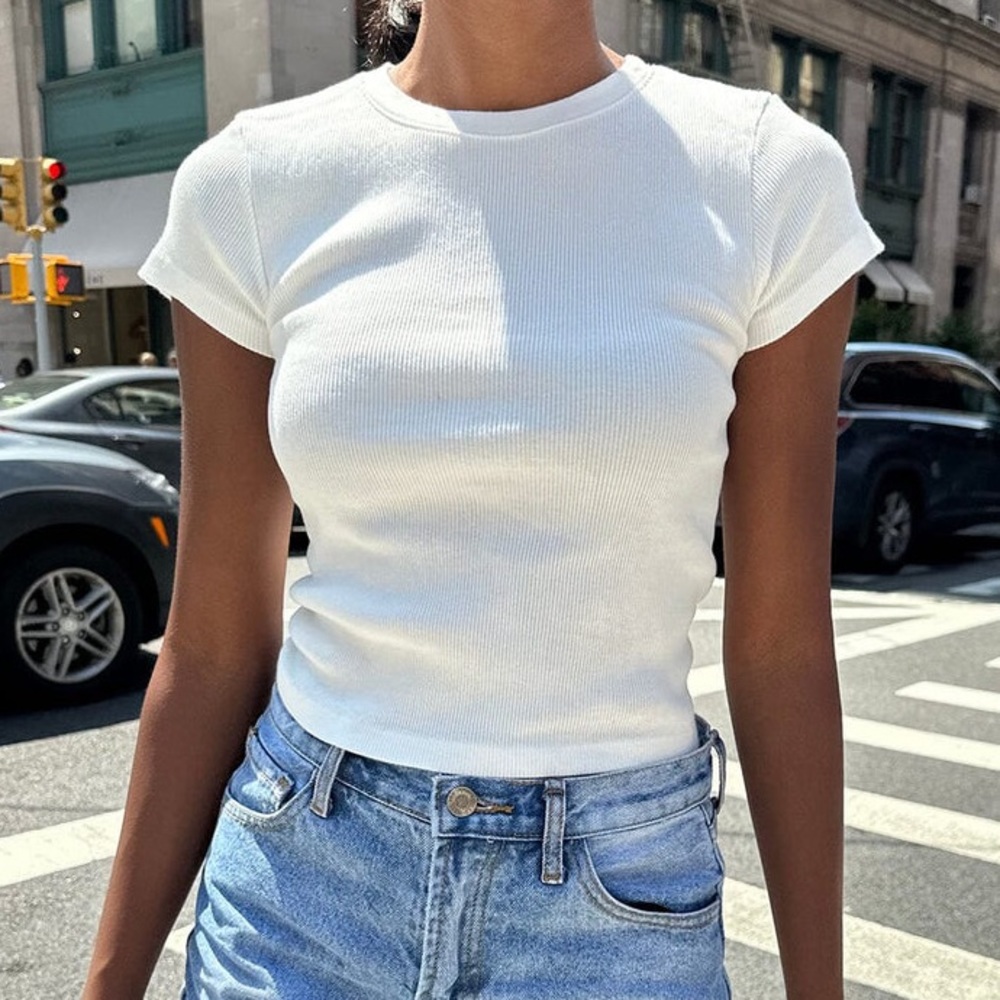 Brandy Melville NWT Tee